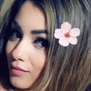 Meet your Posher, Yesenia